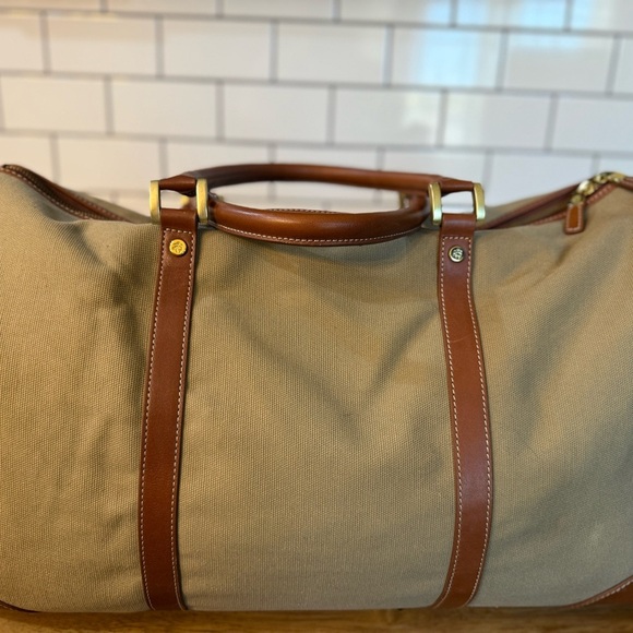Brooks Brothers Travel Bag - Picture 3 of 8